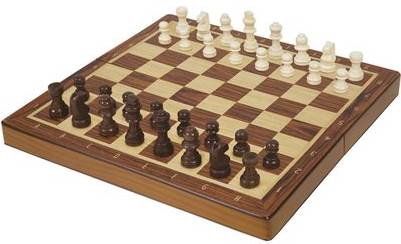 Wooden Chess / Jeu d'échecs en bois