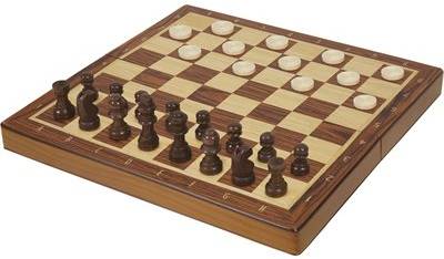 Wooden Chess & Checkers / Jeu d'échecs et de dames en bois