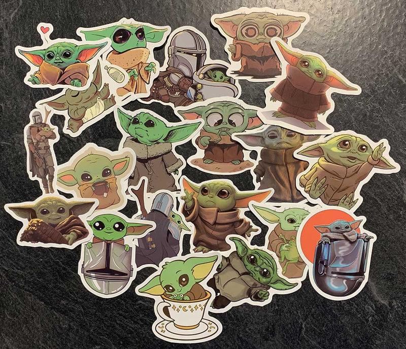 Baby Yoda - Stickers Collant - Random Selection